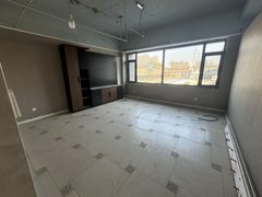 华膳园带院550平办公空间 - 缩略图 10