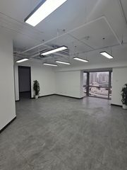 望京｜118平米正对电梯办公空间 - 缩略图 2