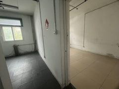 友谊文化艺术园 双地铁 艺术空间 - 缩略图 3