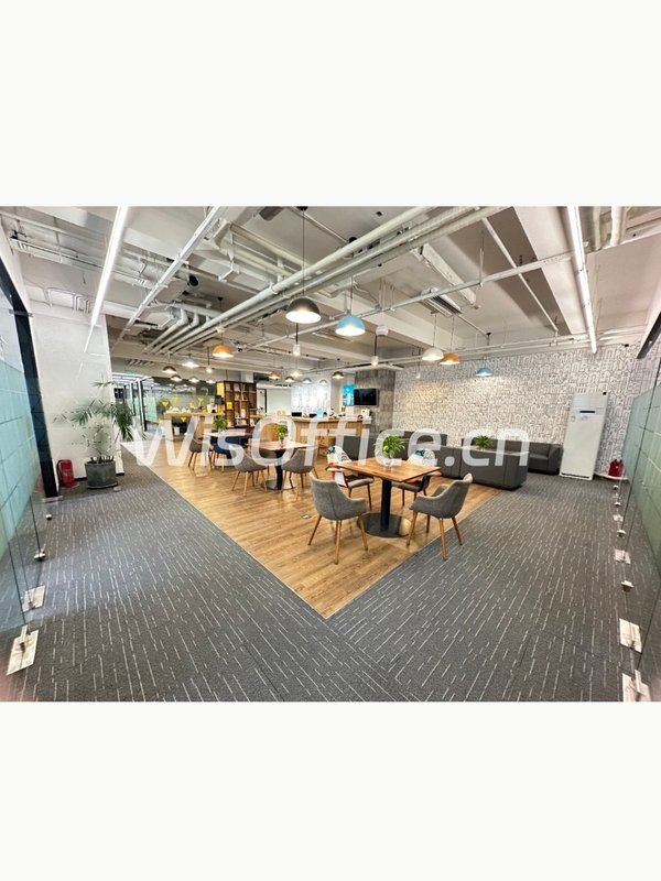 东三环边「打工人的呼吸感」 - 首图