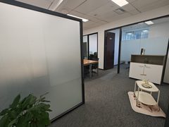 CBD现房友邦金融中心 双地铁精装修 - 缩略图 18