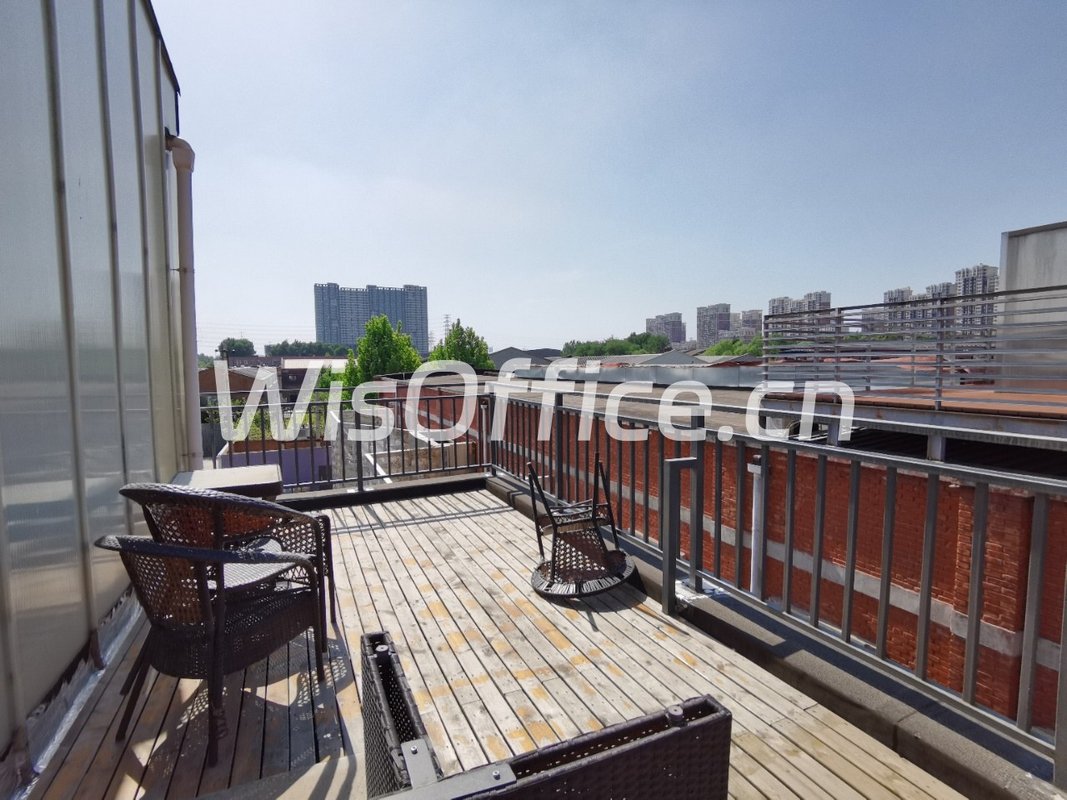 传媒大学旁1200平艺术空间 - 首图