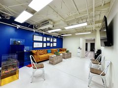 260㎡精装修，地铁旁价格能聊 - 缩略图 18