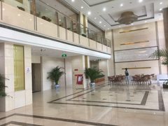 真房｜嘉泰国际大厦 |355平｜5元｜国企物业配健身房 - 缩略图 2