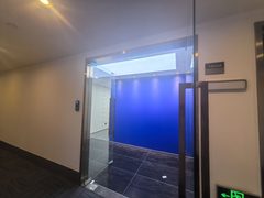 东三环写字楼 嘉盛中心 东向采光 - 缩略图 2