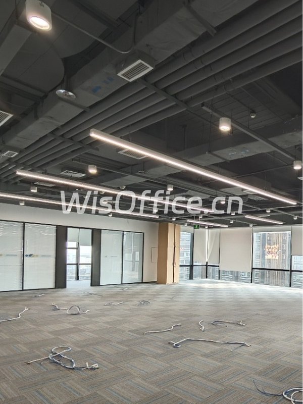 今天来看房，国锐广场的落地窗太赞了 - 首图