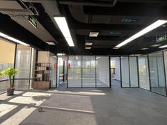 谁懂啊！4.5米层高办公室 - 缩略图 7