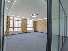 东五环文创园560平落地窗工位 - 缩略图 6