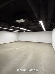 办公室选址中，我好喜欢落地窗 - 缩略图 12