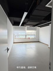 办公室选址中，我好喜欢落地窗 - 缩略图 8