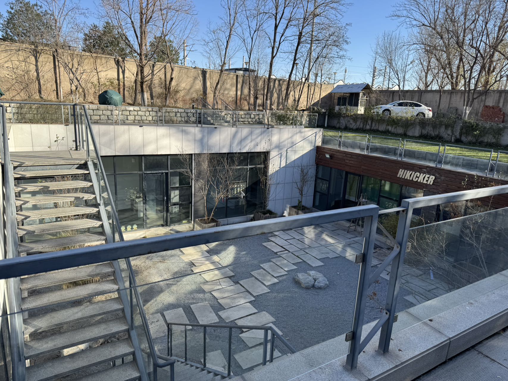 东四环四合院886平 精品配套 停车位多