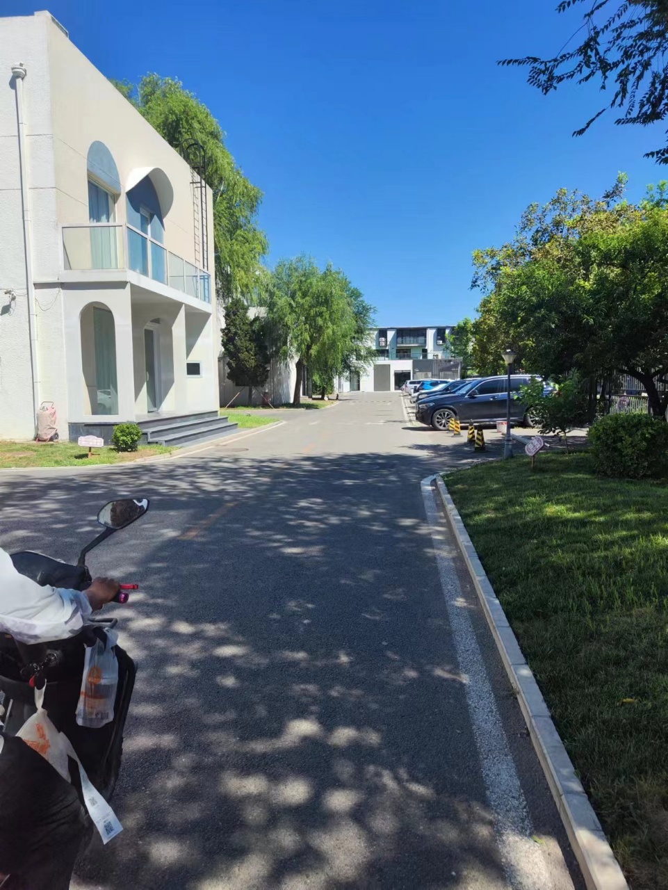 尚韵文创园635平 独栋三层 独立门头 新装修