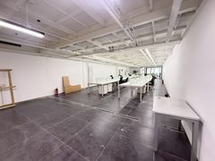 北三环文教园360平南向工位 - 缩略图 1