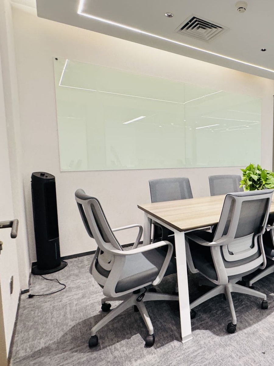 今天看了慧科大厦，279平米的办公空间真不错