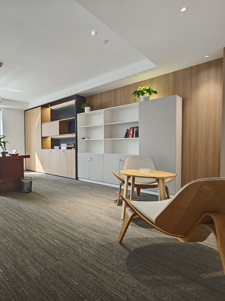 懋隆文创园独栋685平影视遗留装修