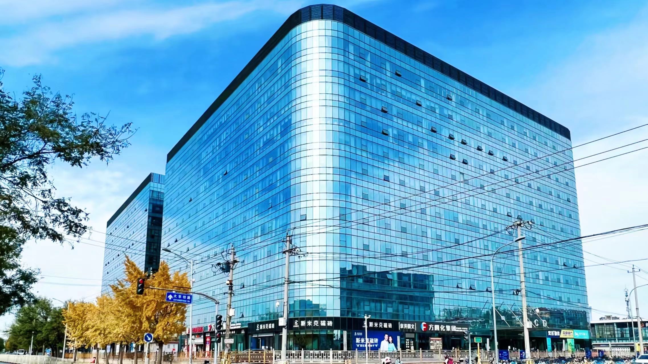 新华国际广场三轨交汇精装办公