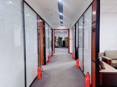 新华国际广场632平米正对电梯精装修 - 缩略图 5