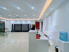 新华国际广场632平米正对电梯精装修 - 缩略图 3