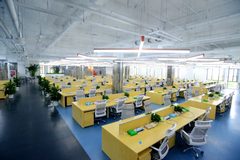 十里堡现房 新城市广场13400平 双地铁 带装修 - 缩略图 8