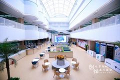 中关村南大街 圆形建筑里的硬核孵化器 - 缩略图 3