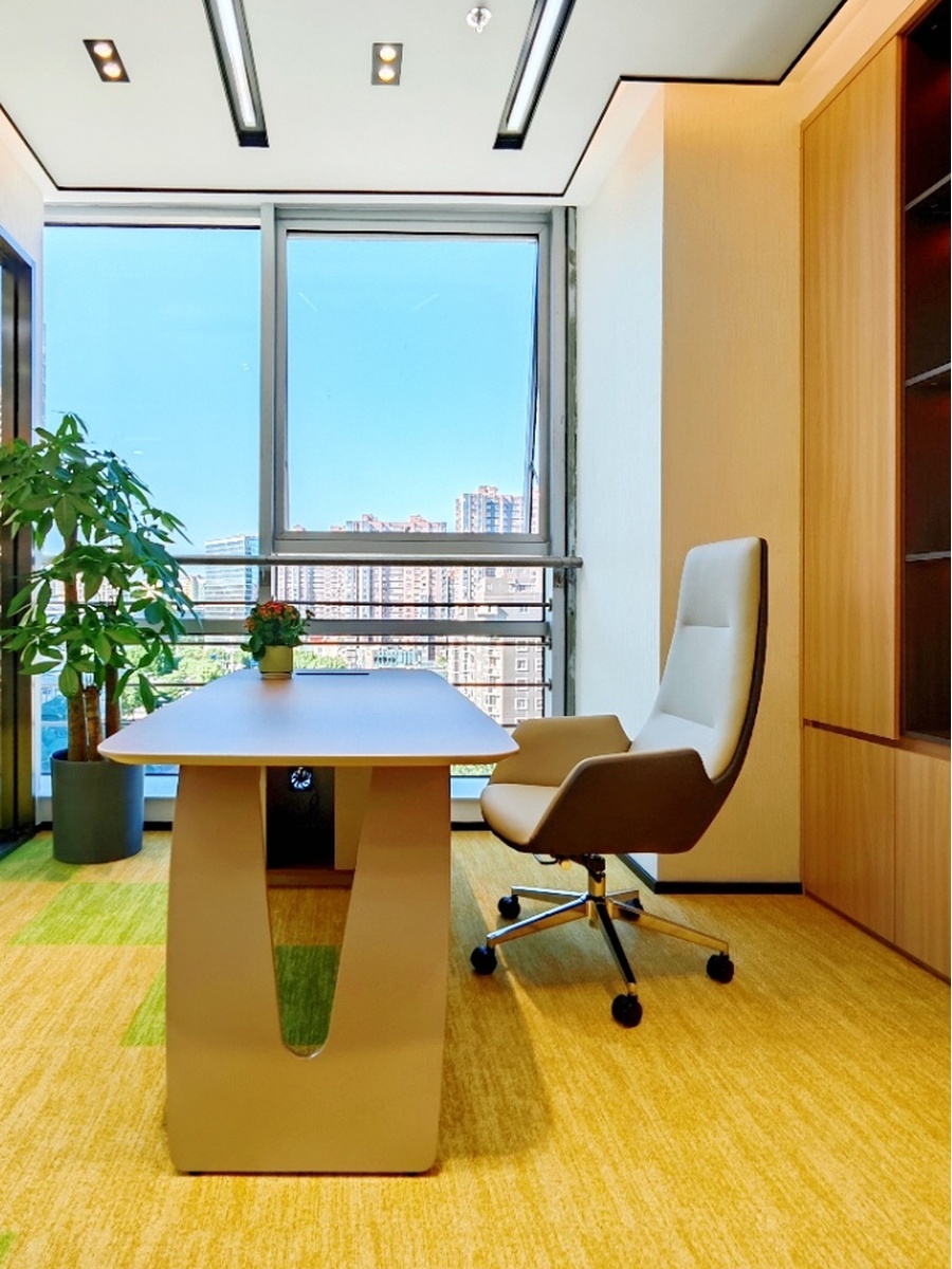 推荐方恒时代中心169平精装修办公空间