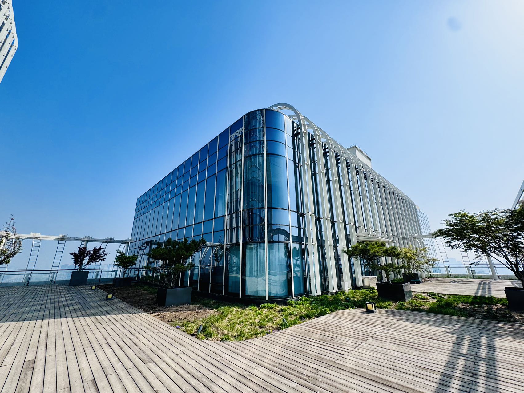 朝阳北路现房 时尚万科中心1626平 独栋带花园