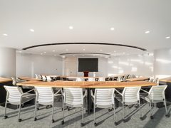 星地中心整层2377平4.5米层高近地铁 - 缩略图 4