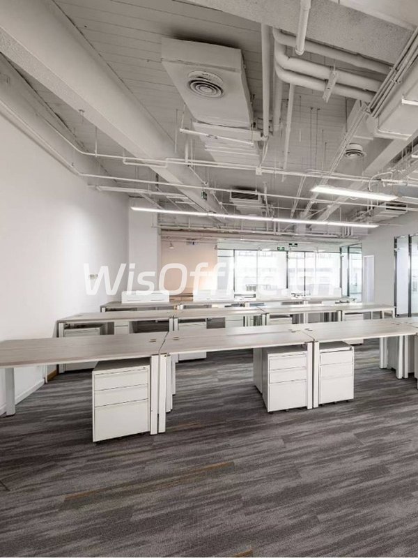 望京SOHO整层出租 14个隔断精装修 - 首图