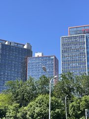 办公室选址中，我好喜欢XX大厦落地窗 - 缩略图 2