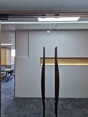 办公室选址中，我好喜欢落地窗 - 缩略图 5
