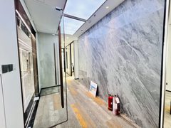 整层豪华装修，地铁上盖太绝了 - 缩略图 9