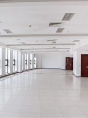 推荐泰华龙旗大厦4583平米双地铁创业空间 - 缩略图 1