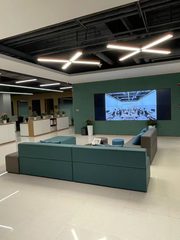 160㎡高配工位，价格能聊 - 缩略图 4