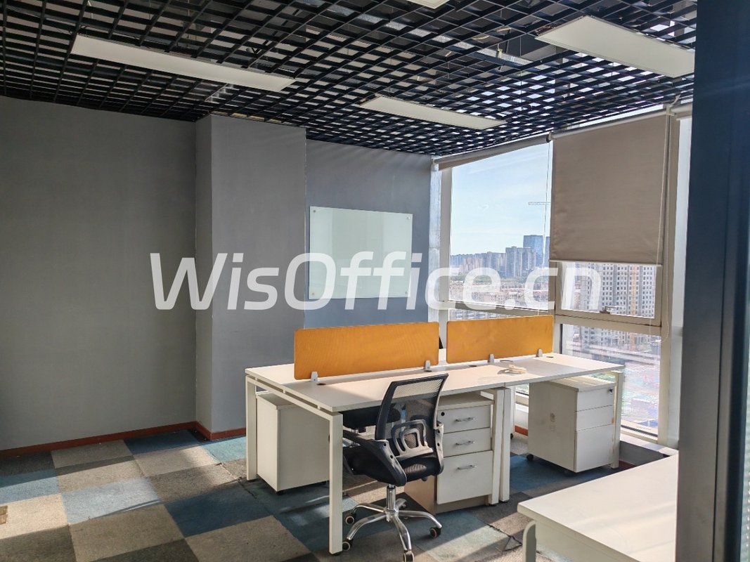 通州绿地广场西北朝向办公空间 - 首图