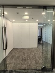 办公室能晒背？理工国际教育交流大厦6工位啥体验 - 缩略图 7