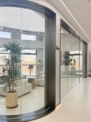办公室能晒背？理工国际教育交流大厦6工位啥体验 - 缩略图 13