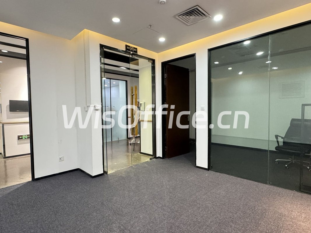 百花KASO340平南向采光4隔断 - 首图