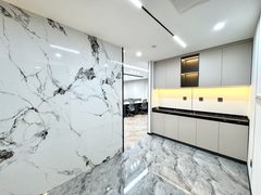 工体现房 盈科中心239平 地铁上盖 拎包入驻 - 缩略图 2