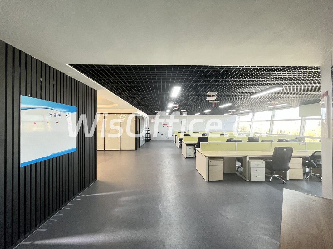 硅谷亮城440平双面采光办公空间 - 首图
