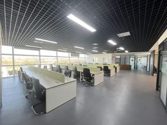 硅谷亮城440平双面采光办公空间 - 缩略图 7