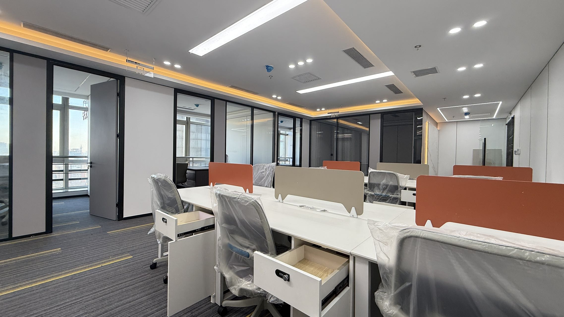 中关村老牌写字楼 24小时空调拎包入驻