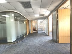 四惠东站旁，8隔断静待企业崛起 - 缩略图 4