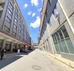 老板笑疯：650㎡地铁口工位100个 - 缩略图 11