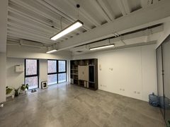 花园里285平创意办公 - 缩略图 8