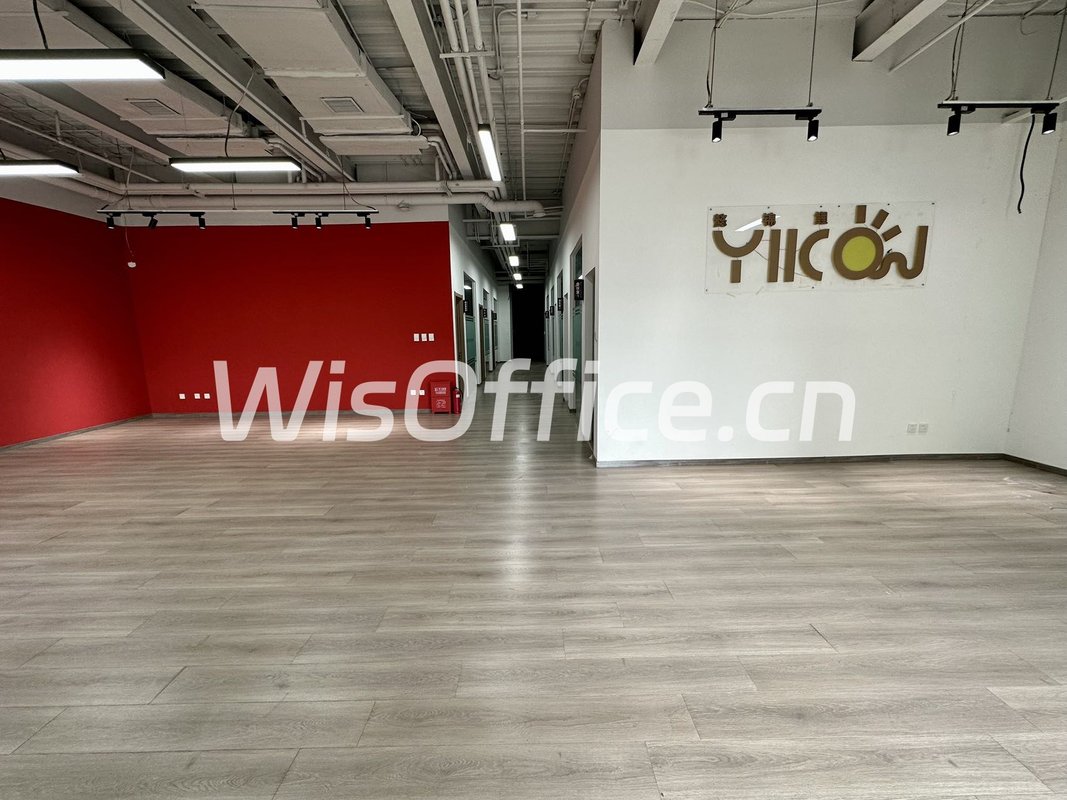 花园里1200平四层独栋带露台 - 首图