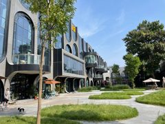 地铁站旁创意办公空间 - 缩略图 3