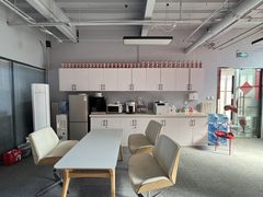 广渠路231平 三面采光 带卫生间 7号线 - 缩略图 3