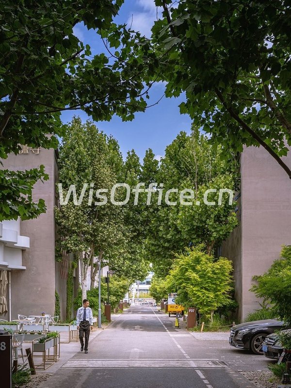 高碑店818平米带露台 灵活布局空间 - 首图