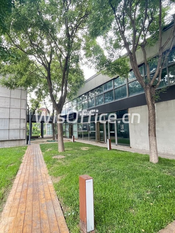 独栋花园办公 影视氛围浓厚 - 首图