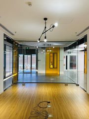 东五环文创园342平 工业风工位 - 缩略图 1